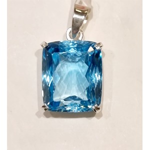 Ciondolo in topazio azzurro
