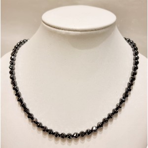 Girocollo  in ematite