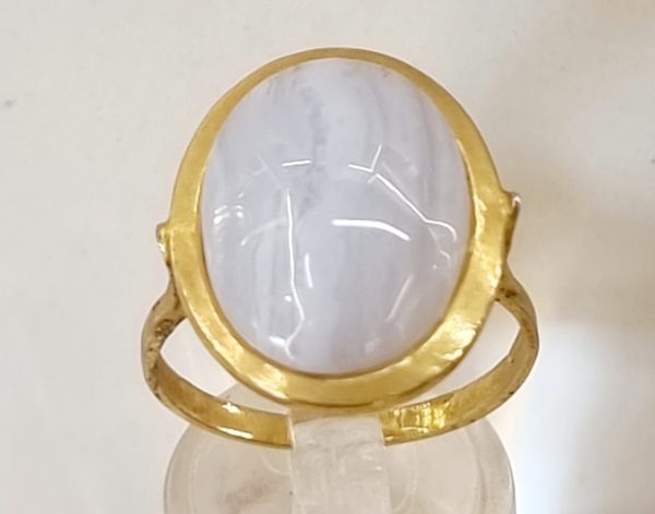 Anello calcedonio