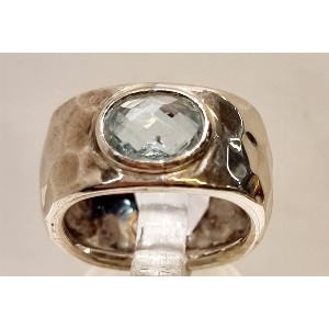 Anello topazio azzurro