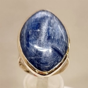 Anello argento e cianite