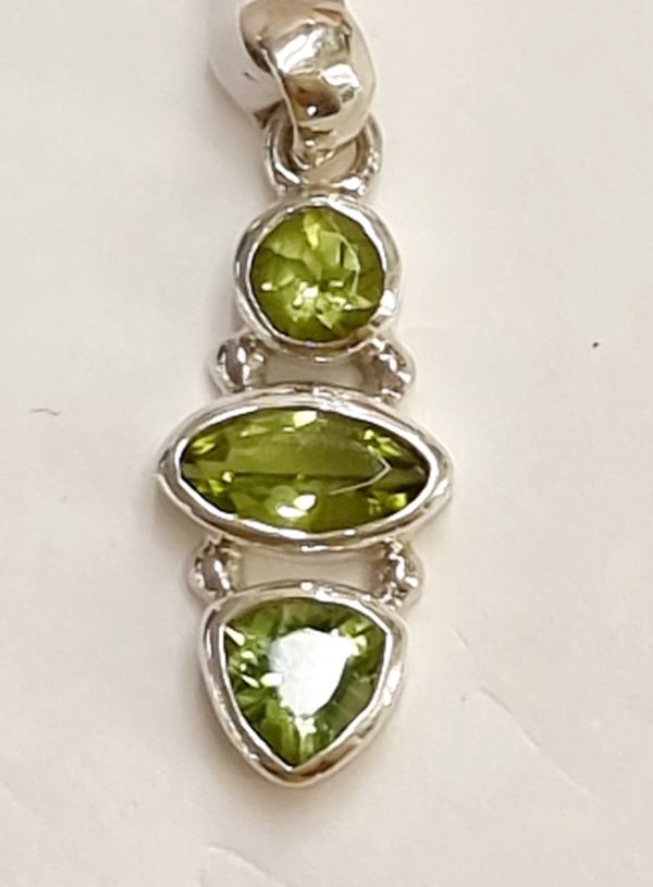 Ciondolo in argento e peridoto