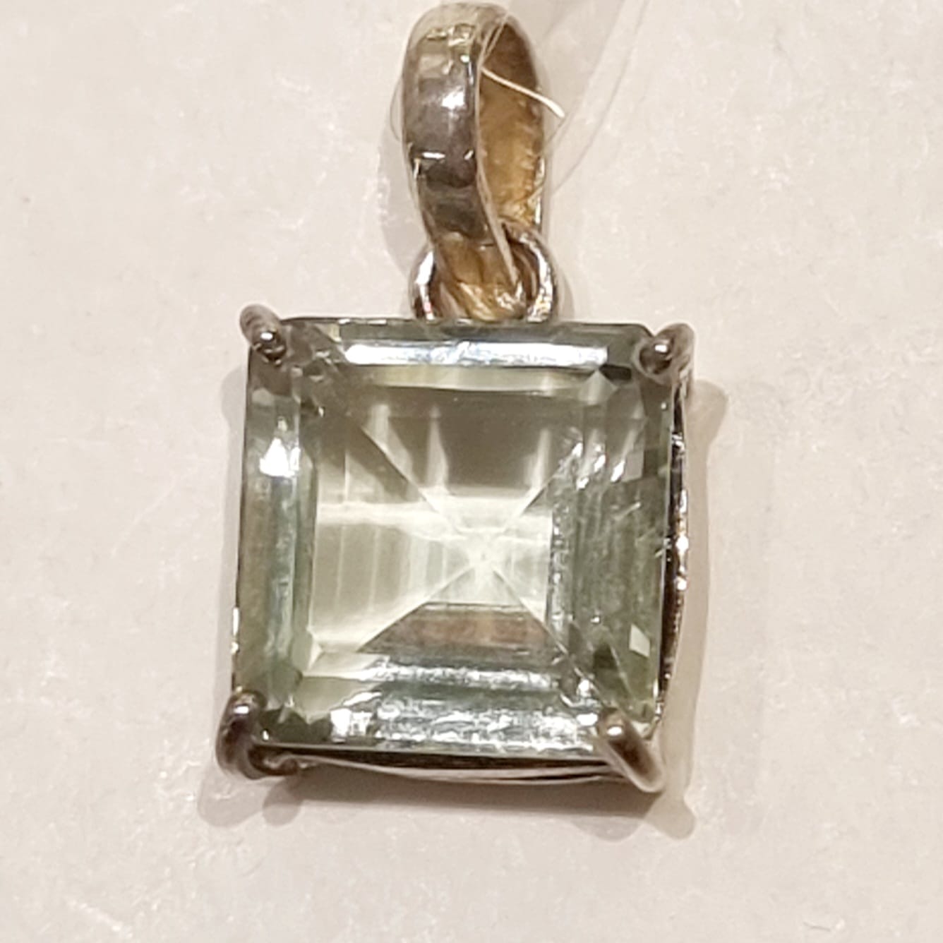 Ciondolo in prasiolite