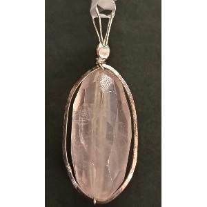 Ciondolo in quarzo rosa
