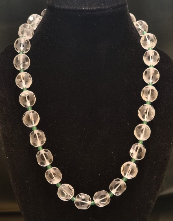 Collana in  quarzo bianco