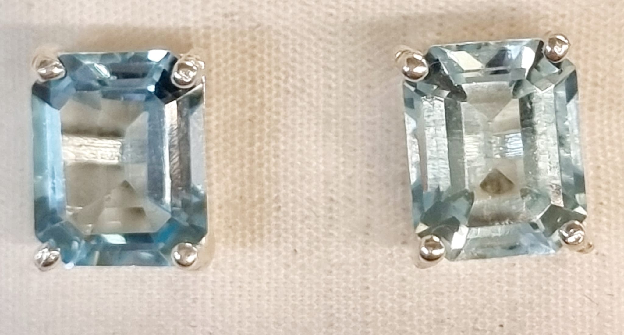 Orecchini topazio azzurro