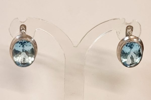 Orecchini in topazio azzurro