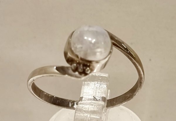 Anello labradorite bianca