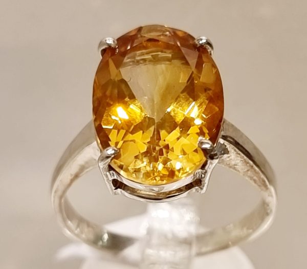 Anello topazio giallo