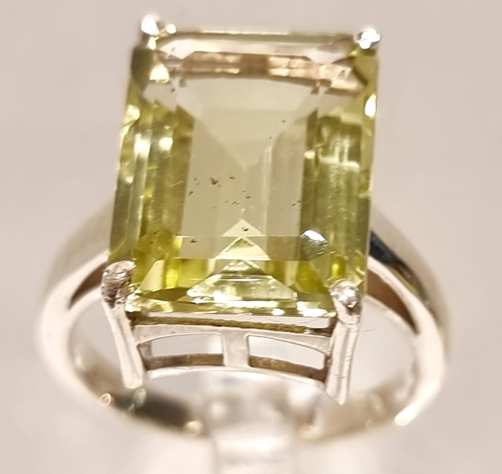 Anello topazio lemon
