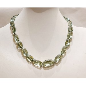Collana in prasiolite