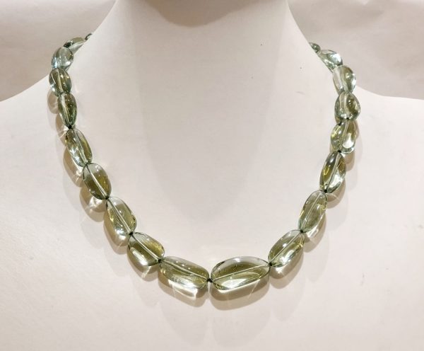 Collana in prasiolite