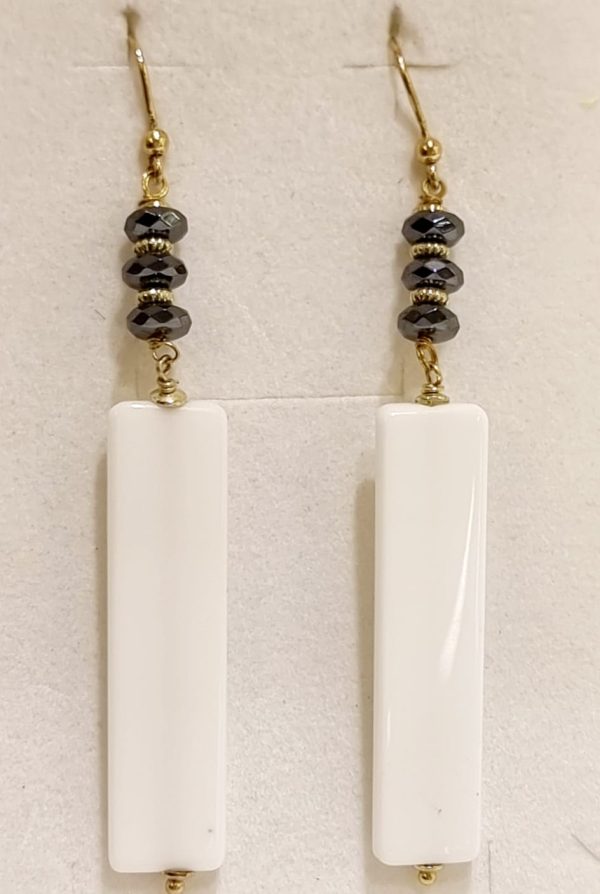 Orecchini agata bianca e ematite